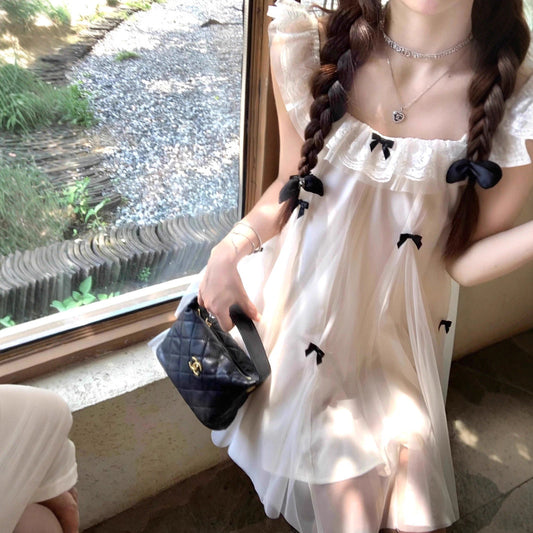 Women's French-style Sweet Bow-tied Puff-sleeve Dress