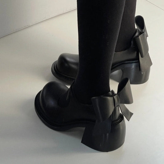 Women's Bow Detail Leather Pumps – Chic & Feminine Heeled Shoes